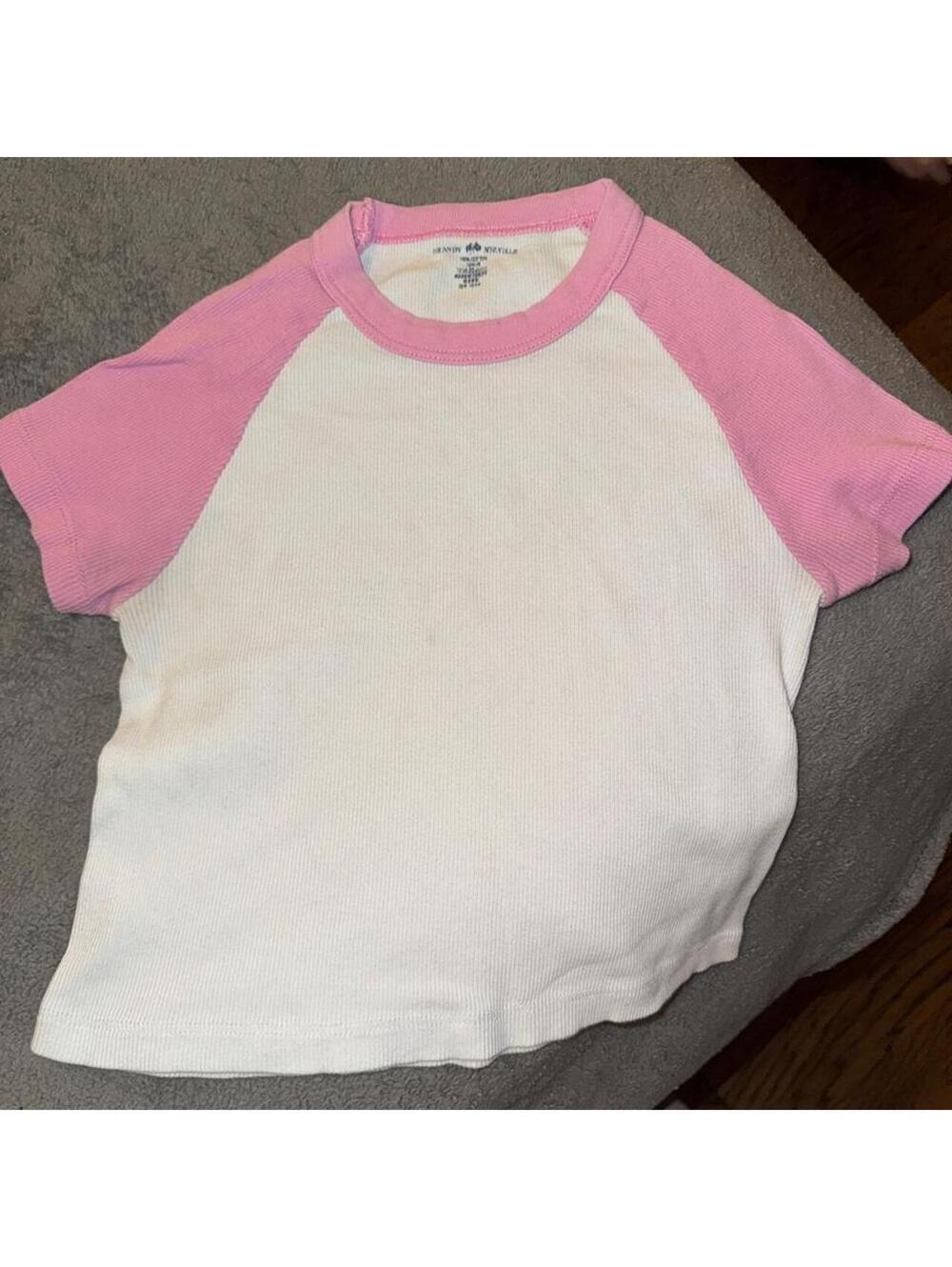 Brandy Melville Women's Pink and Multi Crop-top